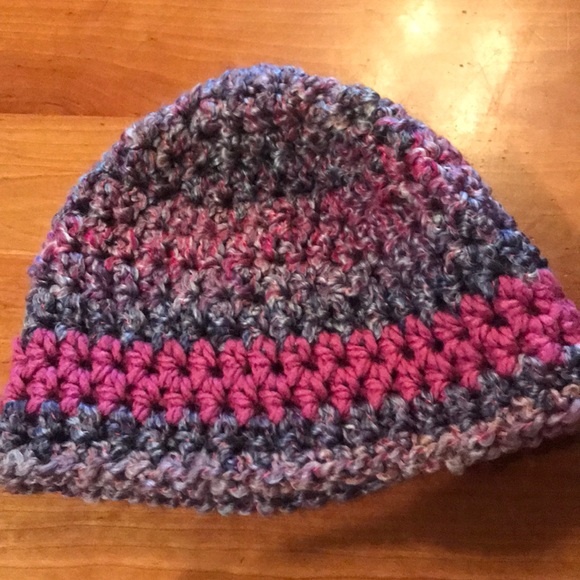 Hand crocheted hats - Picture 4 of 8